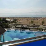 Seaside Escape With Pool View 公寓 比比翁