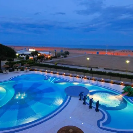 Seaside Escape With Pool View بيبيوني