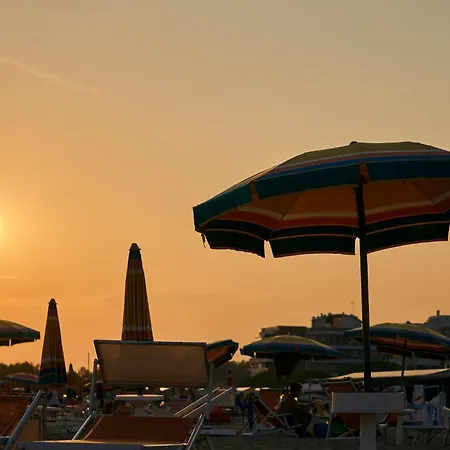 Seaside Escape With Pool View * Bibione