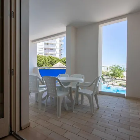 Seaside Escape With Pool View *