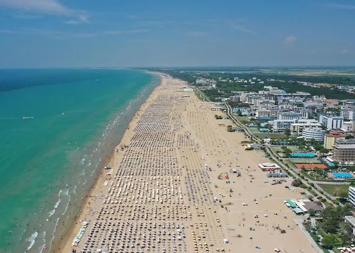 Seaside Escape With Pool View Bibione